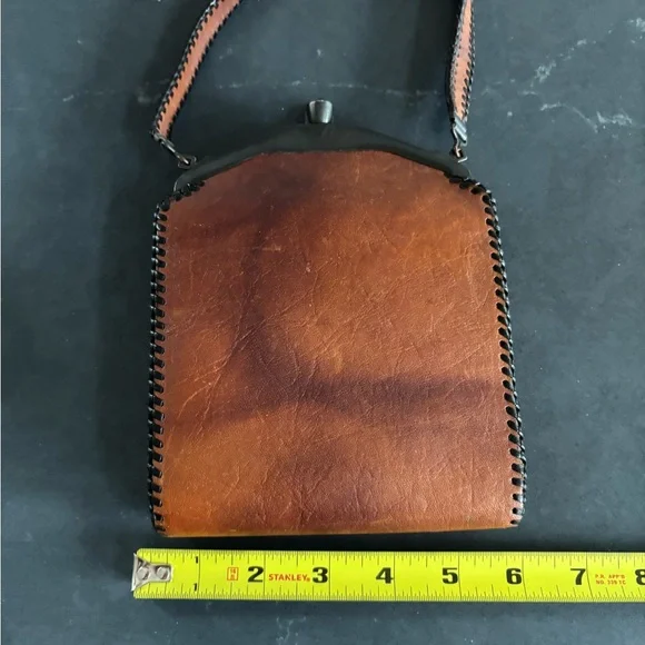 Brown Leather Floral Embossed Handbag hand tooled - Picture 3 of 9